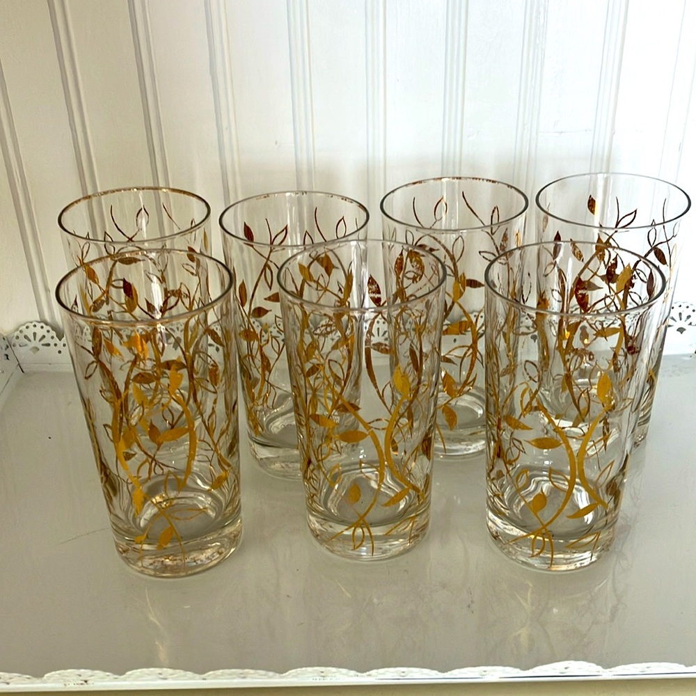 Vintage Gold Patterned Drinking Glasses, 8 Ounces, Set of 7
